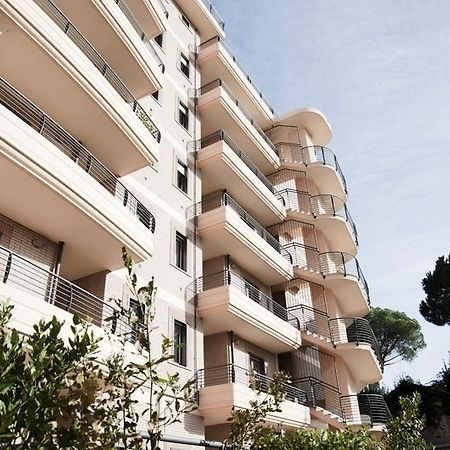 Trec Hotel&Apartments Pomezia Ngoại thất bức ảnh
